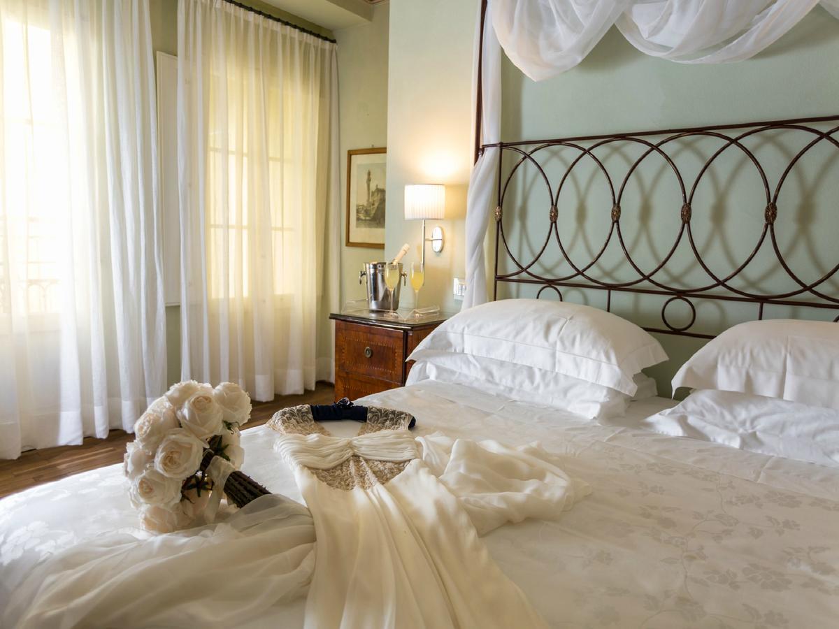Relais Degli Angeli Residenza D'Epoca Bed & Breakfast Сиена Екстериор снимка