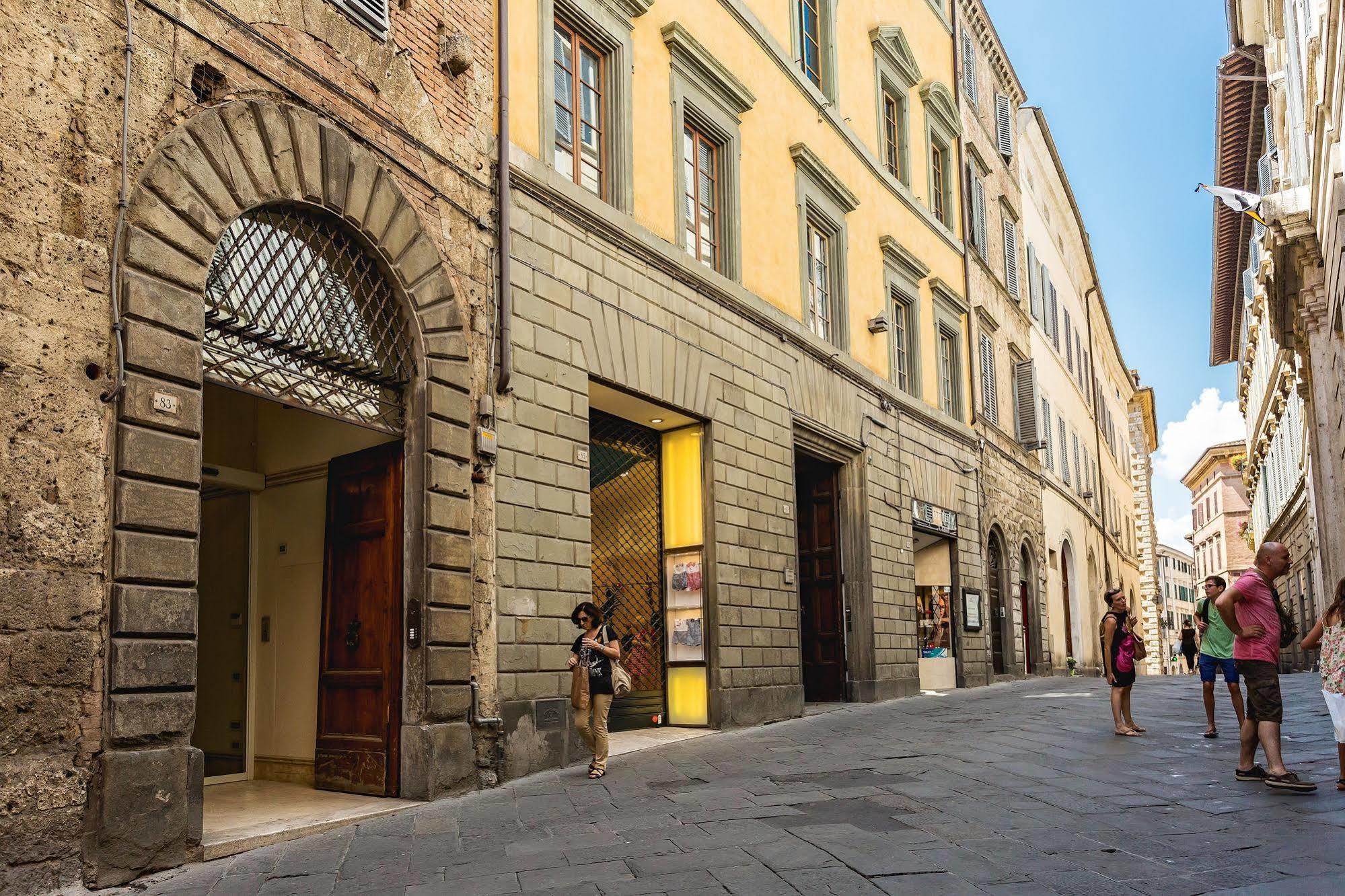 Relais Degli Angeli Residenza D'Epoca Bed & Breakfast Сиена Екстериор снимка
