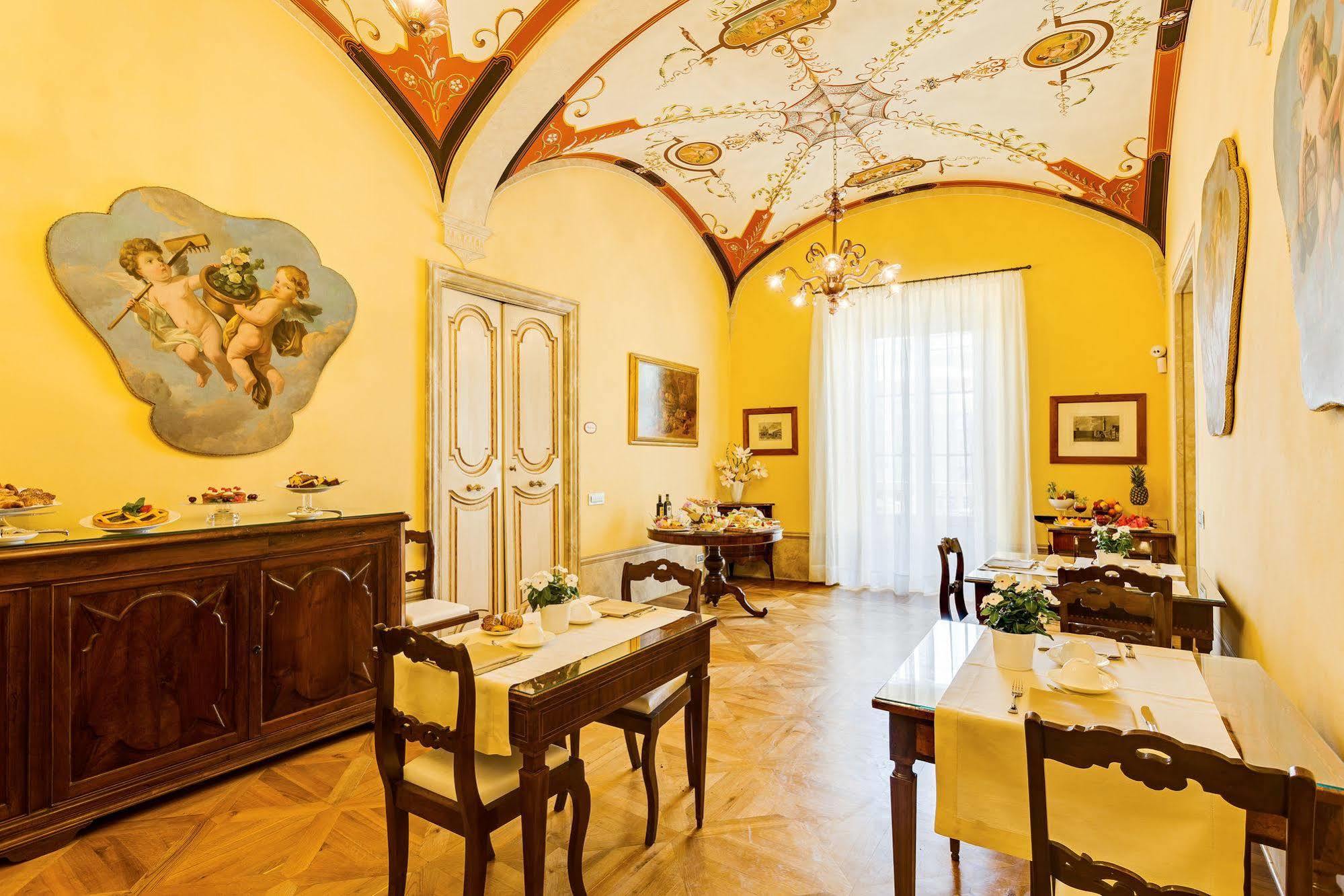 Relais Degli Angeli Residenza D'Epoca Bed & Breakfast Сиена Екстериор снимка