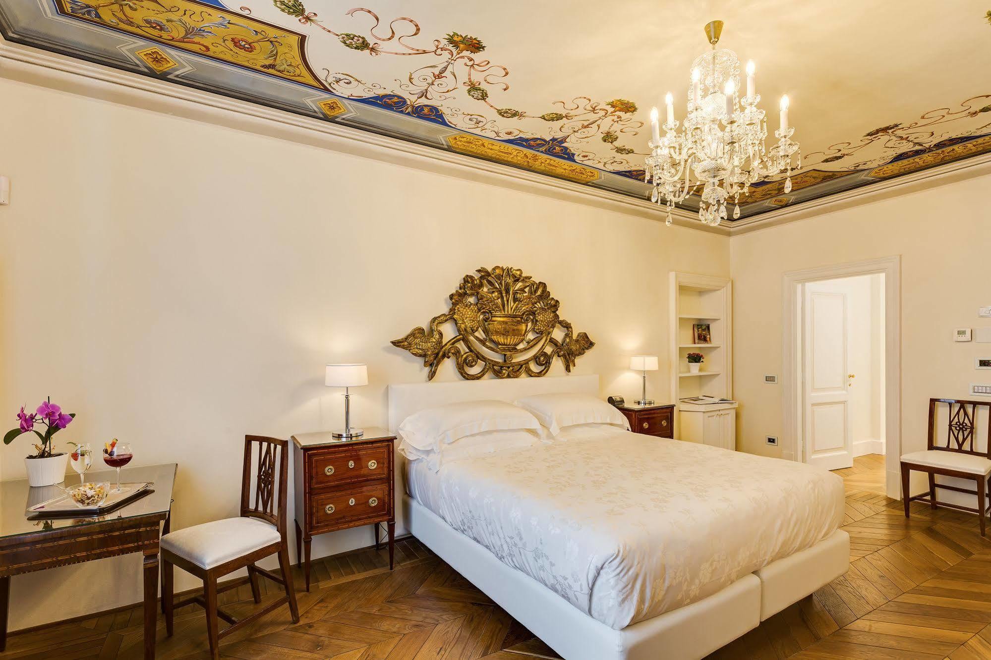 Relais Degli Angeli Residenza D'Epoca Bed & Breakfast Сиена Екстериор снимка